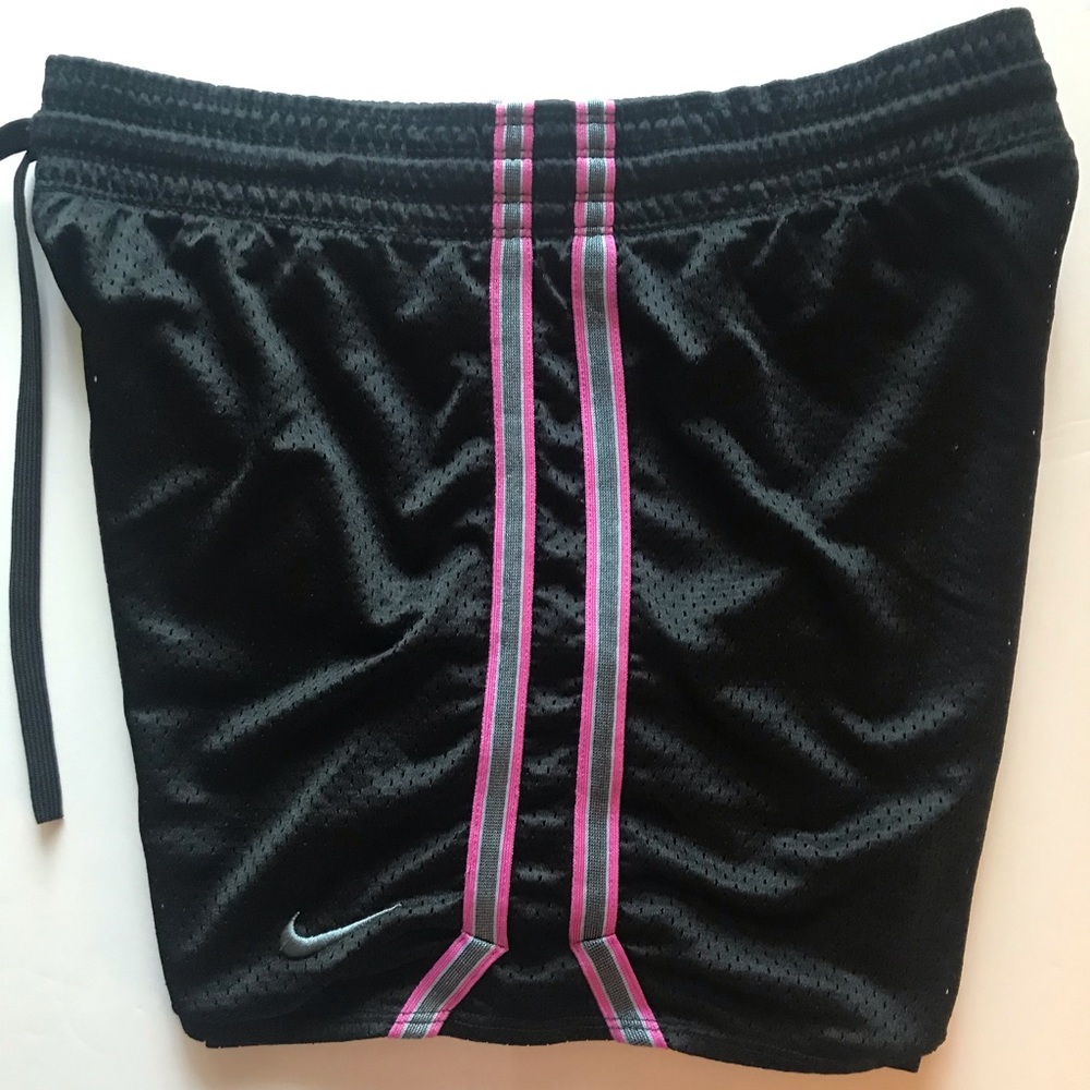 Nike woman’s running shorts Small